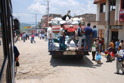 1-Bus Colombiano.JPG